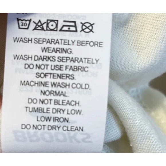 Brooks Womens Size XL Distance Tank 2.0 Mist Ochre Sunrise Scenic NEW - Picture 9 of 12